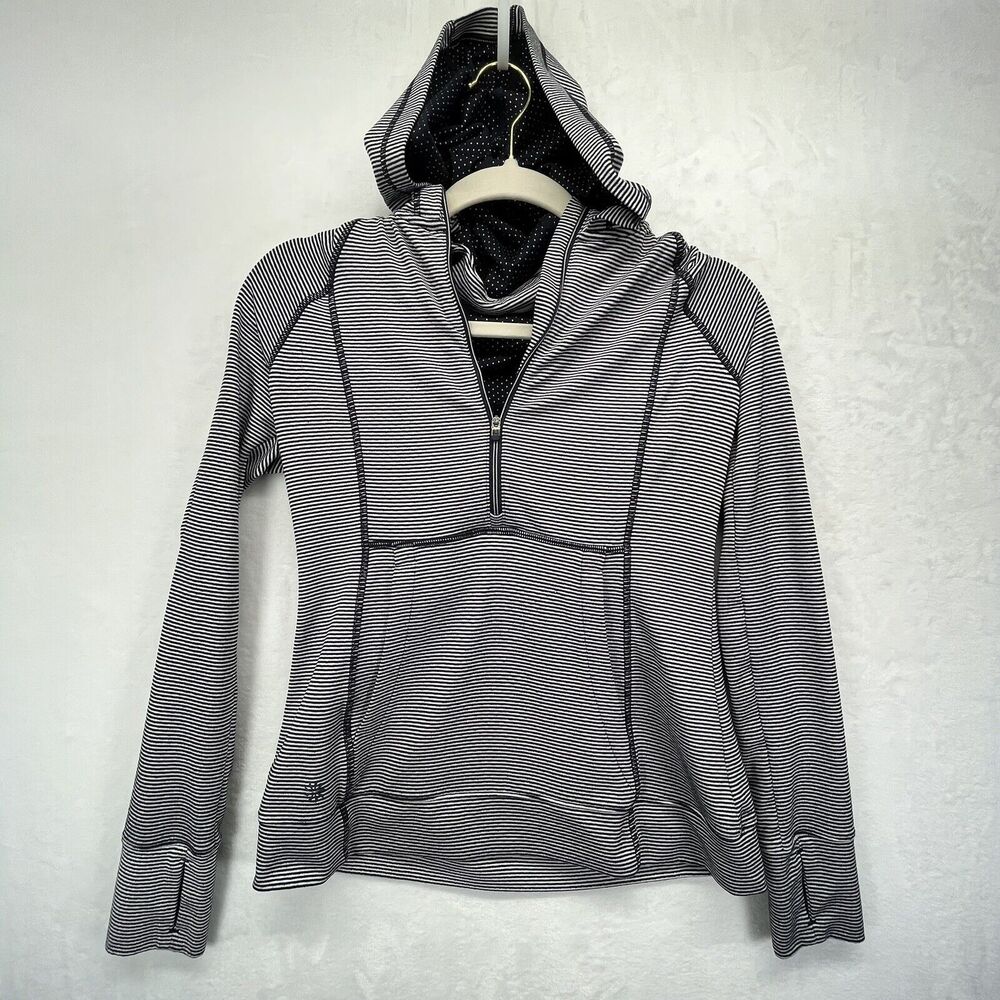 Athleta 1/2 Zip Hoodie Women’s Size‎ XS Striped Heavenly Hail Thumb Hole